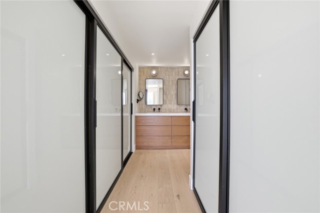 Detail Gallery Image 31 of 37 For 321 S San Vicente Bld #604,  Los Angeles,  CA 90048 - 2 Beds | 2 Baths