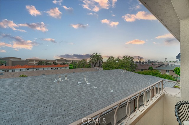 Detail Gallery Image 16 of 38 For 330 N Howard St #311,  Glendale,  CA 91206 - 2 Beds | 2 Baths