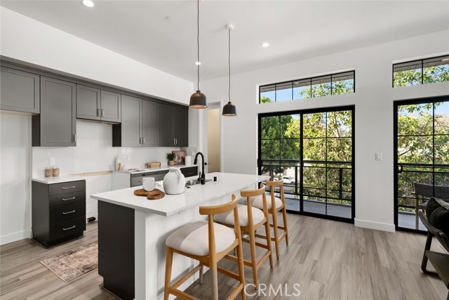 Detail Gallery Image 37 of 64 For 581 Higuera St #207,  San Luis Obispo,  CA 93401 - 2 Beds | 2 Baths