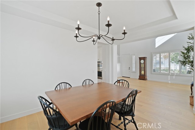 Detail Gallery Image 21 of 74 For 35987 Corte Renata, Murrieta,  CA 92562 - 5 Beds | 4 Baths