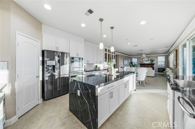 914 Tucana, San Marcos CA: https://media.crmls.org/medias/3aeb3b52-ae7a-4fb6-a19d-fb0fcb1014b5.jpg