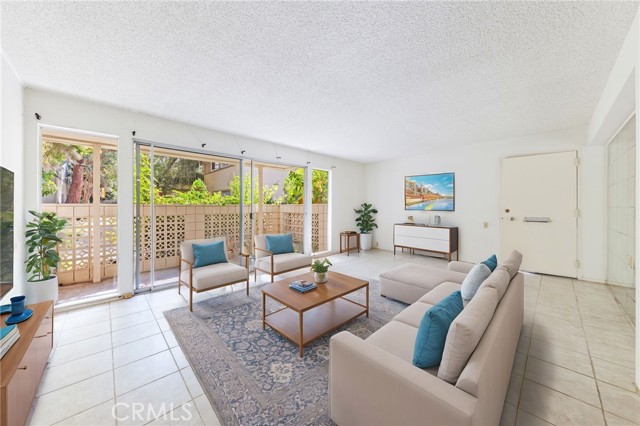 Detail Gallery Image 13 of 36 For 163 Avenida Majorca #B #B,  Laguna Woods,  CA 92637 - 2 Beds | 2 Baths