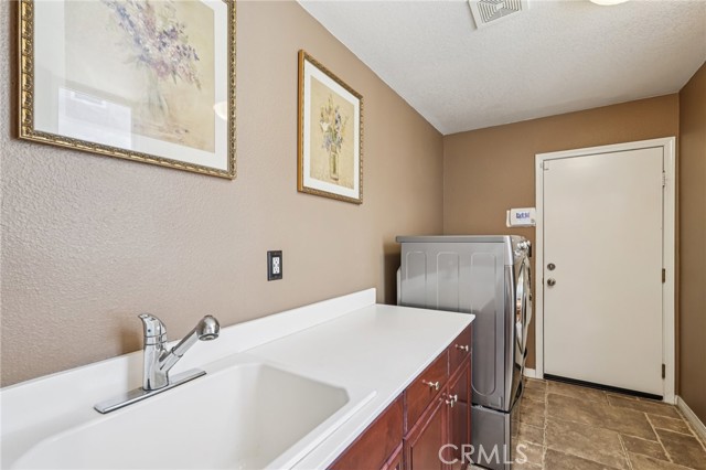 Detail Gallery Image 19 of 55 For 31923 Pepper Tree St, Winchester,  CA 92596 - 5 Beds | 3/1 Baths