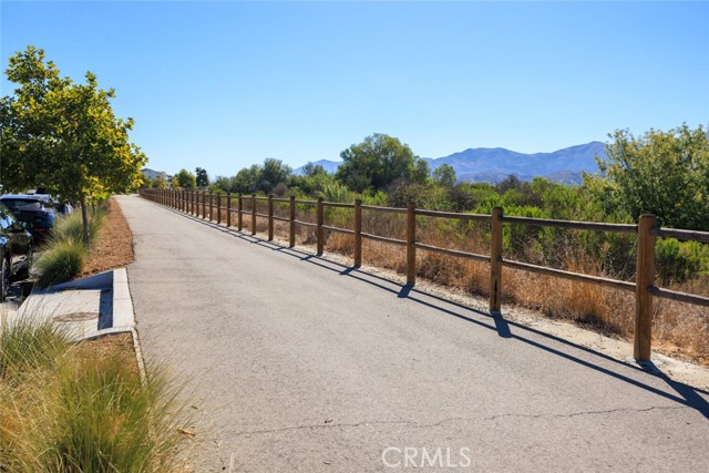 595 Heritage Valley, Fillmore CA: https://media.crmls.org/medias/3aed26f9-bd2e-4d21-866b-bc429ca909e3.jpg