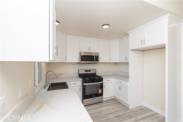 Detail Gallery Image 9 of 40 For 22727 Glendon Dr, Moreno Valley,  CA 92557 - 3 Beds | 2 Baths