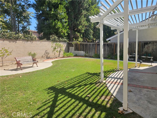 Detail Gallery Image 5 of 15 For 12 Crockett, Irvine,  CA 92620 - 5 Beds | 4/1 Baths