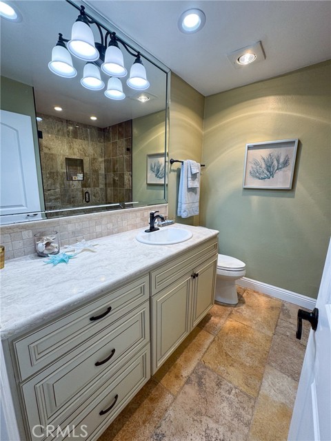 Detail Gallery Image 21 of 40 For 575 Esplanade #102,  Redondo Beach,  CA 90277 - 3 Beds | 2 Baths