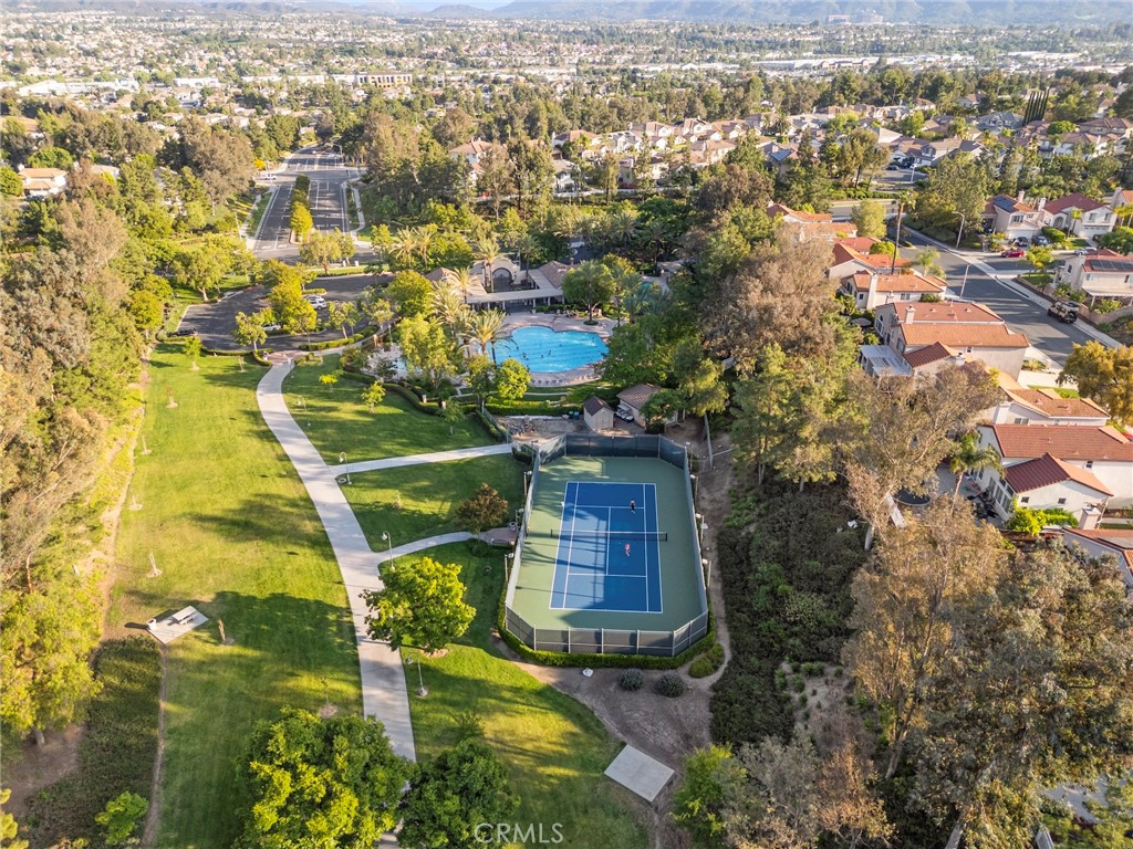 https://media.crmls.org/medias/3aeebd59-cc4e-4897-94af-855aa3008838.jpg?preset=X-Large