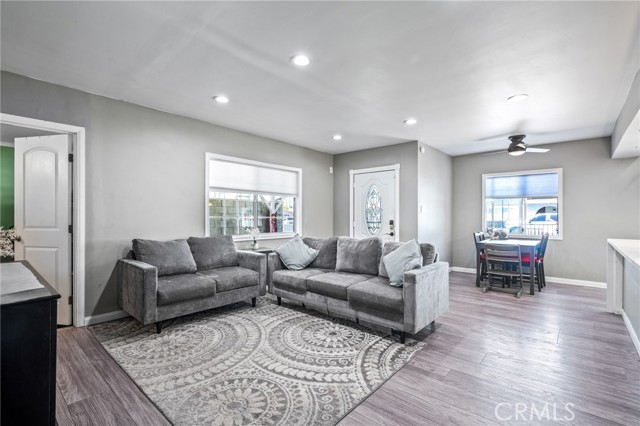 Detail Gallery Image 17 of 21 For 22702 Menlo Ave, Torrance,  CA 90502 - 3 Beds | 1 Baths