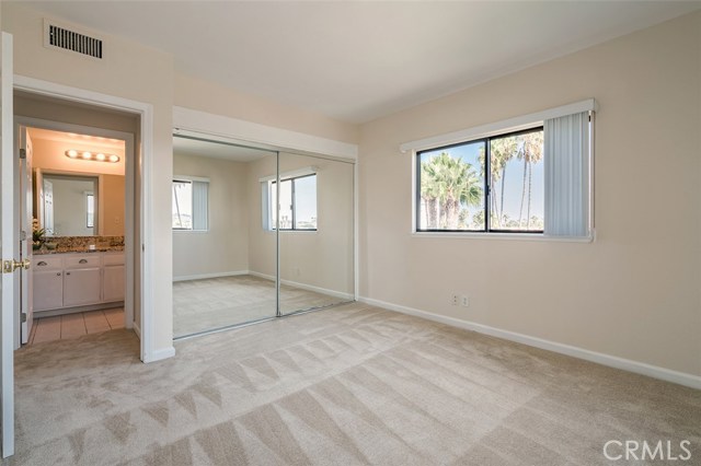 520 The Village, Redondo Beach, California 90277, 2 Bedrooms Bedrooms, ,2 BathroomsBathrooms,Residential,Sold,The Village,SB17117479