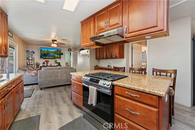 Detail Gallery Image 12 of 34 For 777 S Temescal St #73,  Corona,  CA 92879 - 4 Beds | 2 Baths