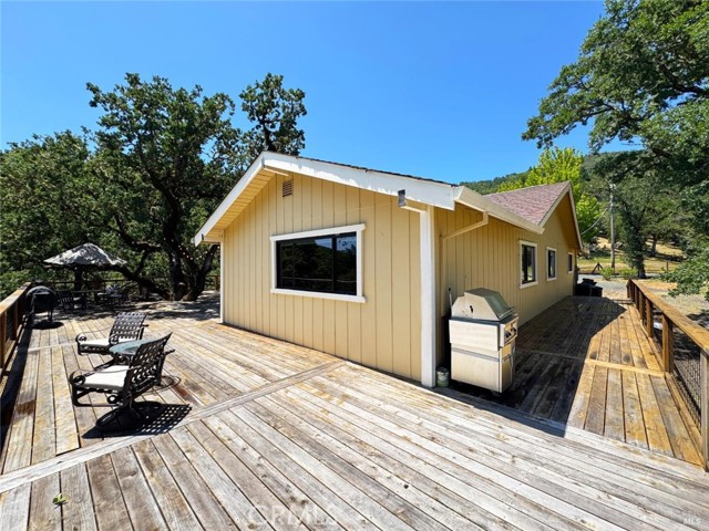 1321 Oak Knoll Road, Ukiah CA: https://media.crmls.org/medias/3af03968-fb1d-4669-b2c6-9ea81600b21a.jpg
