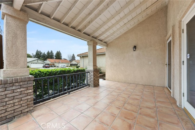 Detail Gallery Image 3 of 19 For 5319 Silvergate St, Bakersfield,  CA 93313 - 3 Beds | 2 Baths