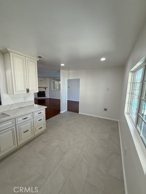 9762 Stanwin Avenue, Arleta CA: https://media.crmls.org/medias/3af1276f-011a-46b2-9f54-ea0efabfd3c4.jpg