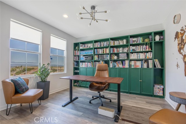 Detail Gallery Image 16 of 54 For 18171 Hedgerow Way, Saugus,  CA 91350 - 4 Beds | 2/1 Baths