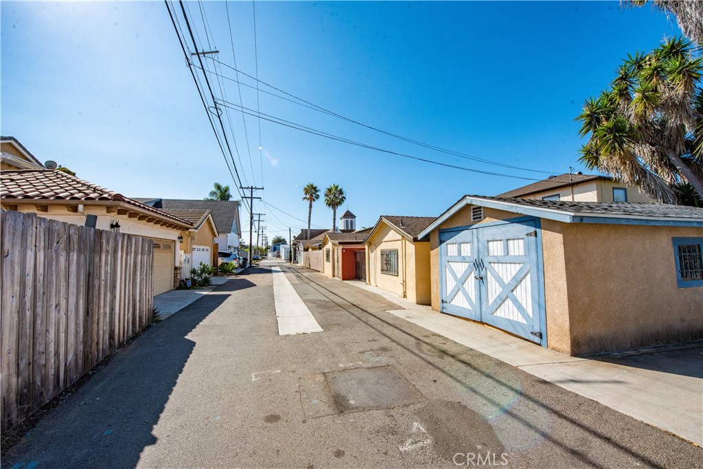 110 Freeman Street - photo 17