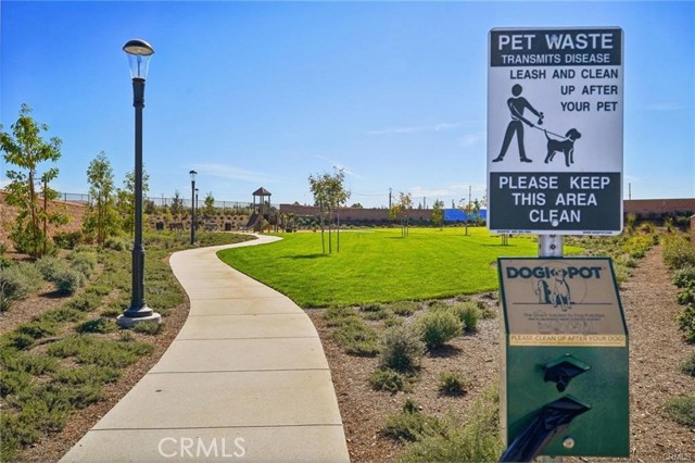 1001 Pomelo Avenue, Redlands CA: https://media.crmls.org/medias/3af26886-d81e-4eb3-933f-39d2b70ab544.jpg
