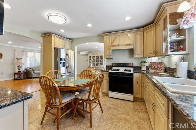 5441 N Calera Avenue, Covina CA: https://media.crmls.org/medias/3af280ac-472c-4c21-942f-98b8c4679c99.jpg