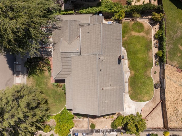4565 Lamplighter Lane, Santa Maria CA: https://media.crmls.org/medias/3af2d218-a294-46c6-a30c-c1f52116a16a.jpg