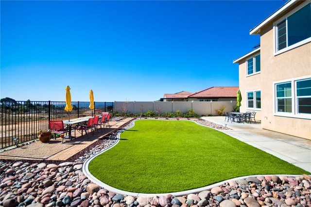 Detail Gallery Image 37 of 44 For 34955 S Serano Sq, Yucaipa,  CA 92399 - 5 Beds | 4 Baths