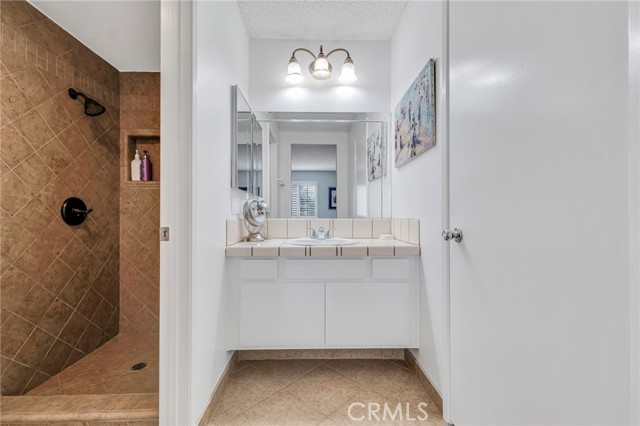 Detail Gallery Image 15 of 32 For 28010 Tiffany Ln #309,  Canyon Country,  CA 91387 - 2 Beds | 2 Baths