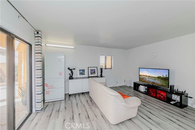 Detail Gallery Image 19 of 35 For 2032 W 231st St, Torrance,  CA 90501 - 4 Beds | 3 Baths
