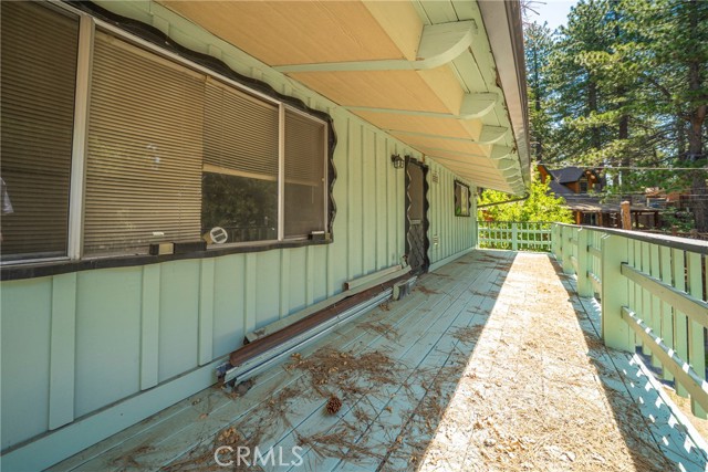 Detail Gallery Image 18 of 27 For 31776 Panorama Dr, Running Springs,  CA 92382 - 4 Beds | 2 Baths