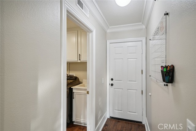 Detail Gallery Image 19 of 58 For 2575 Gilbert Ave, Corona,  CA 92881 - 4 Beds | 2/1 Baths