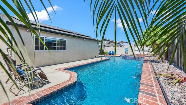 Detail Gallery Image 47 of 75 For 17452 Mayor Ln, Huntington Beach,  CA 92647 - 3 Beds | 2 Baths