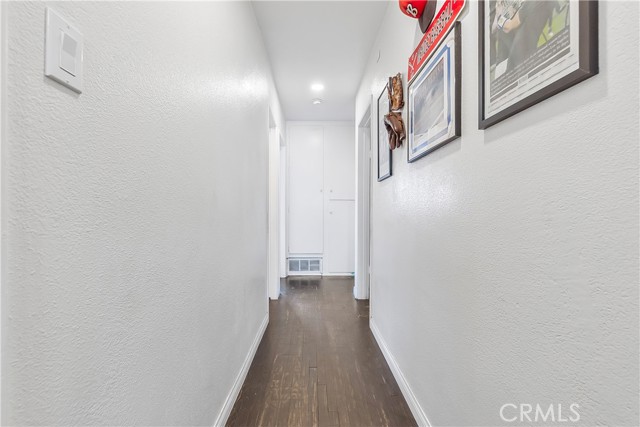 Detail Gallery Image 12 of 36 For 1627 Broad Ave, Wilmington,  CA 90744 - – Beds | – Baths