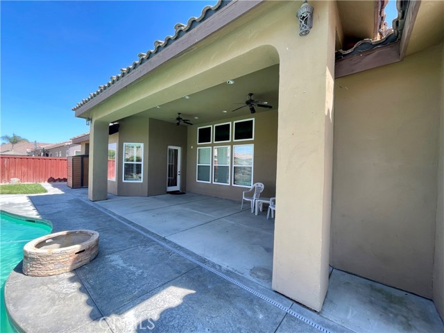 16052 W Middleton Avenue, Kerman CA: https://media.crmls.org/medias/3af70fd7-0b22-4515-afd5-2a77675103b5.jpg