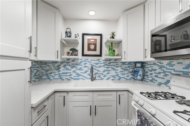 2 Bed Home for Sale in Newhall, California