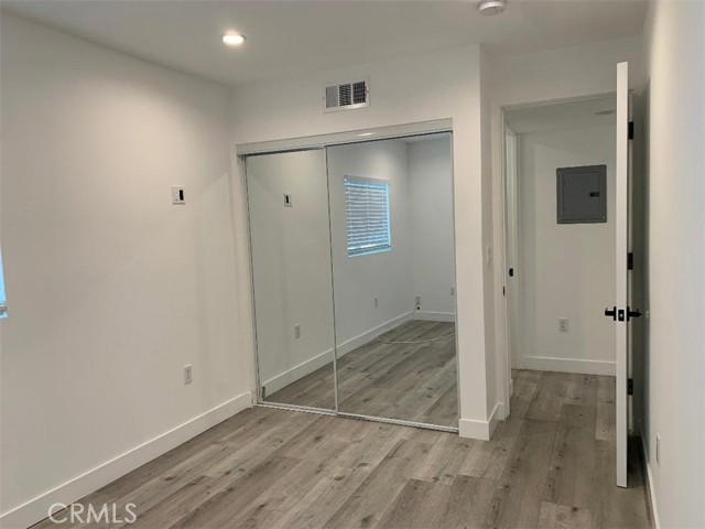 11565 Iowa Avenue, Los Angeles CA: https://media.crmls.org/medias/3af97419-cd31-4ba0-ad3b-0bd82c2136ca.jpg