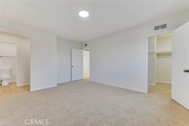 Detail Gallery Image 29 of 41 For 18423 Collins St a,  Tarzana,  CA 91356 - 2 Beds | 1/1 Baths