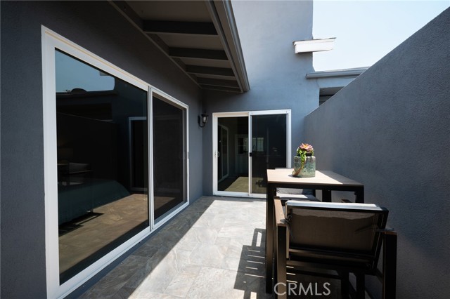2334 Richmond Way, Costa Mesa CA: https://media.crmls.org/medias/3af9a167-b474-44b6-9dc3-3984b35d821d.jpg