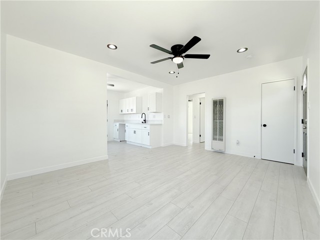 518 N Wilmington Avenue, Compton CA: https://media.crmls.org/medias/3af9a642-f6f7-4b4d-bbea-dbf07ed32100.jpg