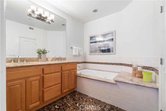 2106 Mathews, C photo 13