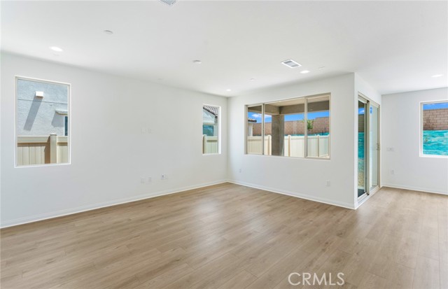 25271 Violane Drive, Menifee CA: https://media.crmls.org/medias/3afb96b6-06c6-4bc1-9f3b-e90f53e1e8da.jpg