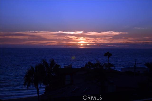 40 Blue Lagoon, Laguna Beach CA: https://media.crmls.org/medias/3afbce56-0d39-4bf5-95f4-a78ea809219b.jpg