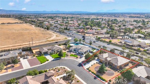 Detail Gallery Image 72 of 75 For 12916 Hyperion Ln, Apple Valley,  CA 92308 - 5 Beds | 3/1 Baths