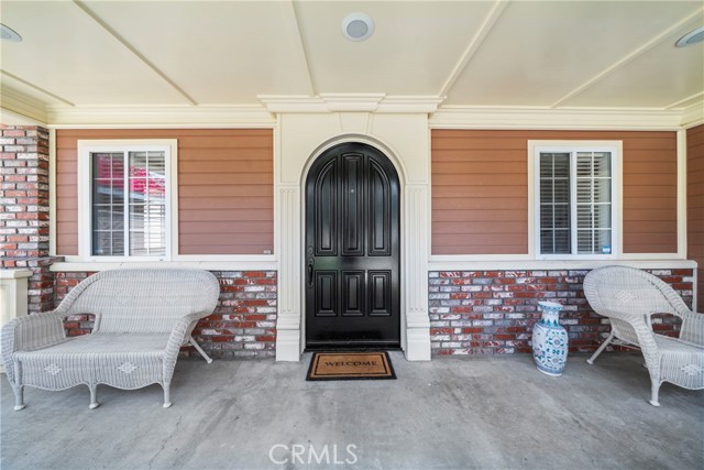 2214 Avalon Street, Costa Mesa CA: https://media.crmls.org/medias/3afbf014-884a-4bc4-8e68-185d7a383c4f.jpg