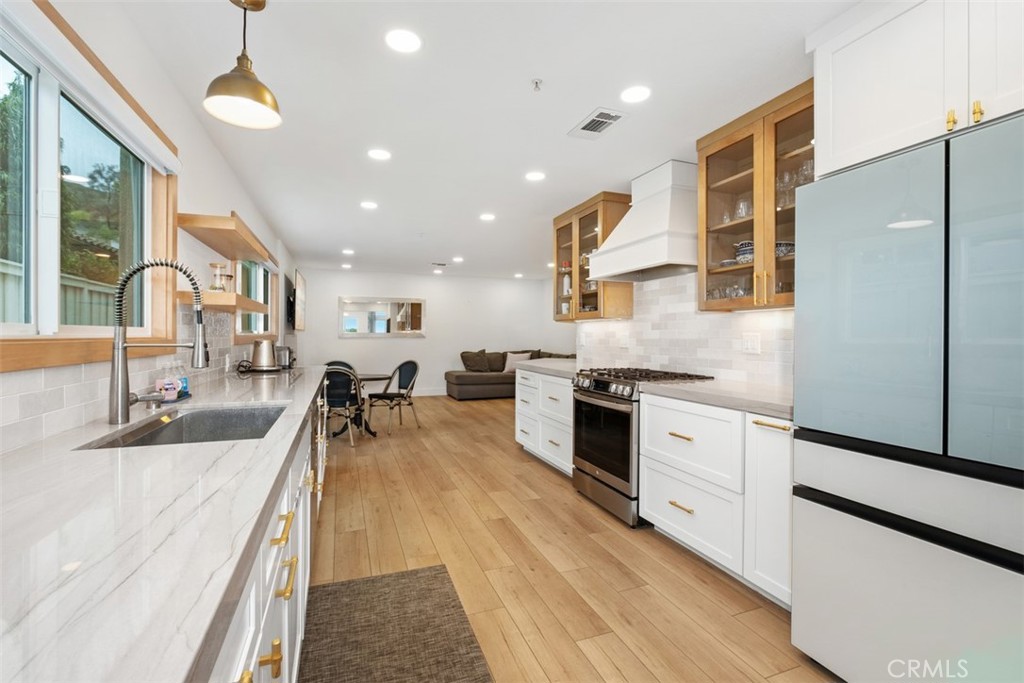 MLS #OC25027750 image #13