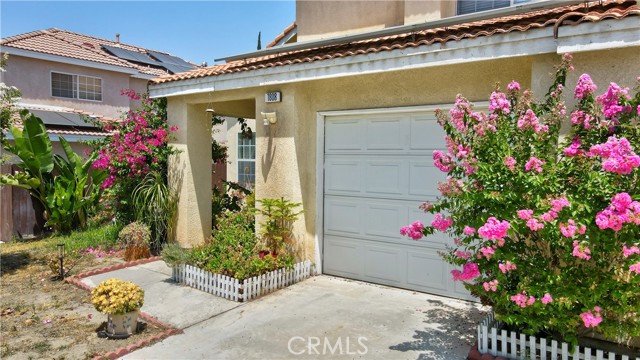 Detail Gallery Image 6 of 68 For 1808 Cave St, Redlands,  CA 92374 - 3 Beds | 2/1 Baths