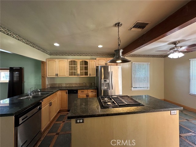 6724 Jumilla Avenue photo 6