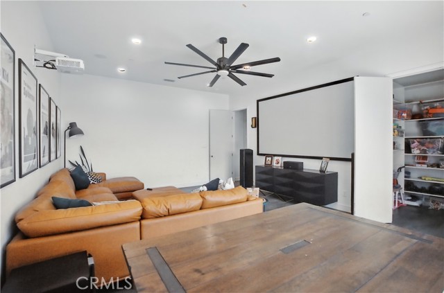 1901 E Sorrento Court, Merced CA: https://media.crmls.org/medias/3afe2ef5-1c19-431a-8998-3749743cb6bf.jpg