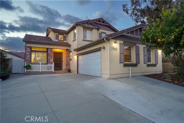 Detail Gallery Image 1 of 1 For 7552 Classico Place, Rancho Cucamonga,  CA 91739 - 5 Beds | 3 Baths