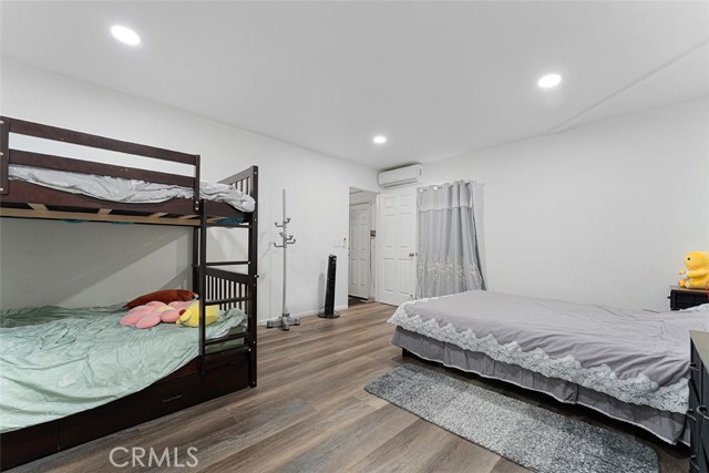Image 7 of 25 For 3862 Ravenswood Drive