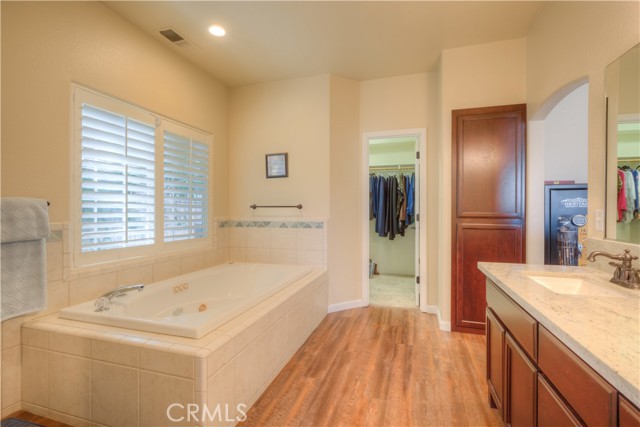 Detail Gallery Image 26 of 49 For 1150 Watts Estates Dr, Chico,  CA 95926 - 4 Beds | 2/1 Baths