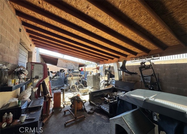 Image 12 of 17 For 2396 Cabrera