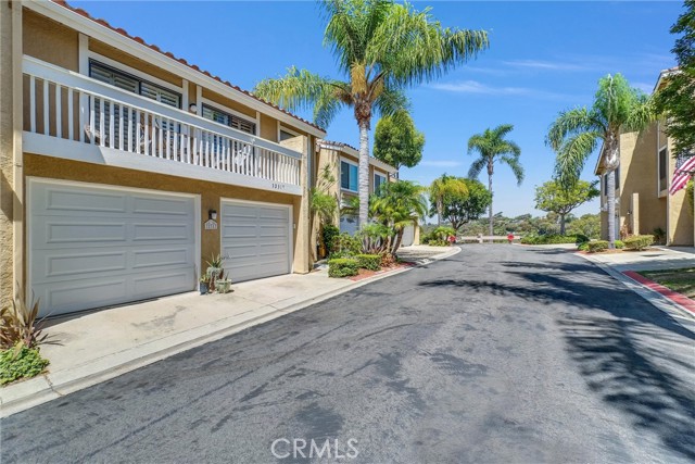 Detail Gallery Image 2 of 28 For 32317 Linda Vista Ln, Dana Point,  CA 92629 - 2 Beds | 2/1 Baths